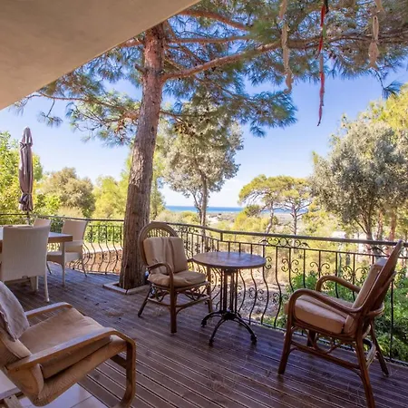 Dom wakacyjny Charming Surrounded By Nature In Kas *